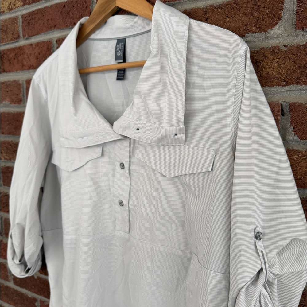 Mountain Hardware Light Gray Button-Up Shirt. XL.… - image 6